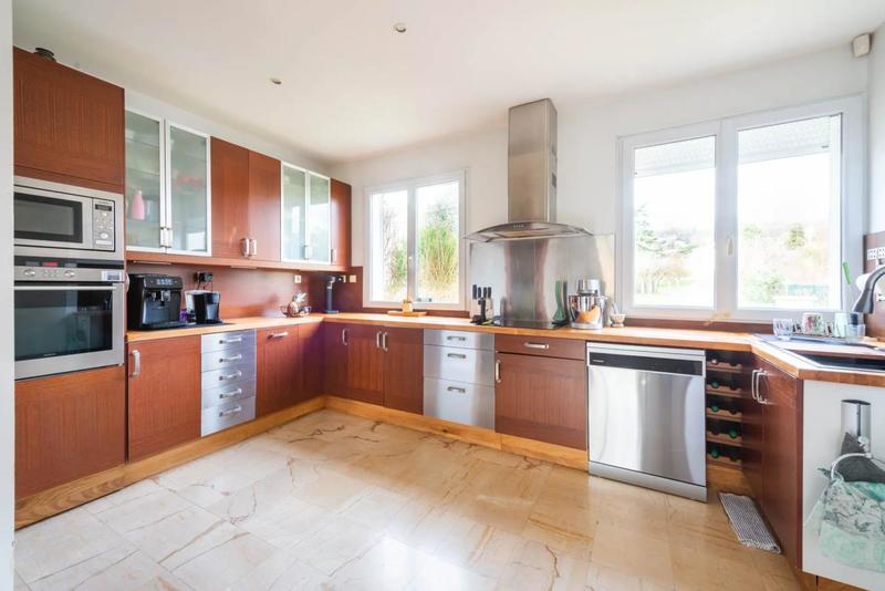 Maison - 173 m² - 7 pièces