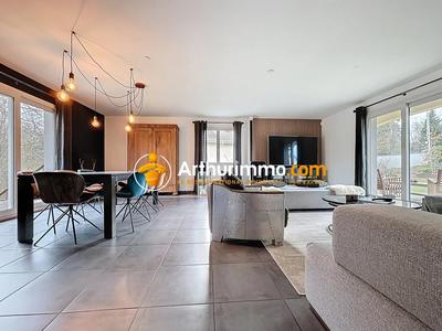 Maison - 197 m² - 6 pièces