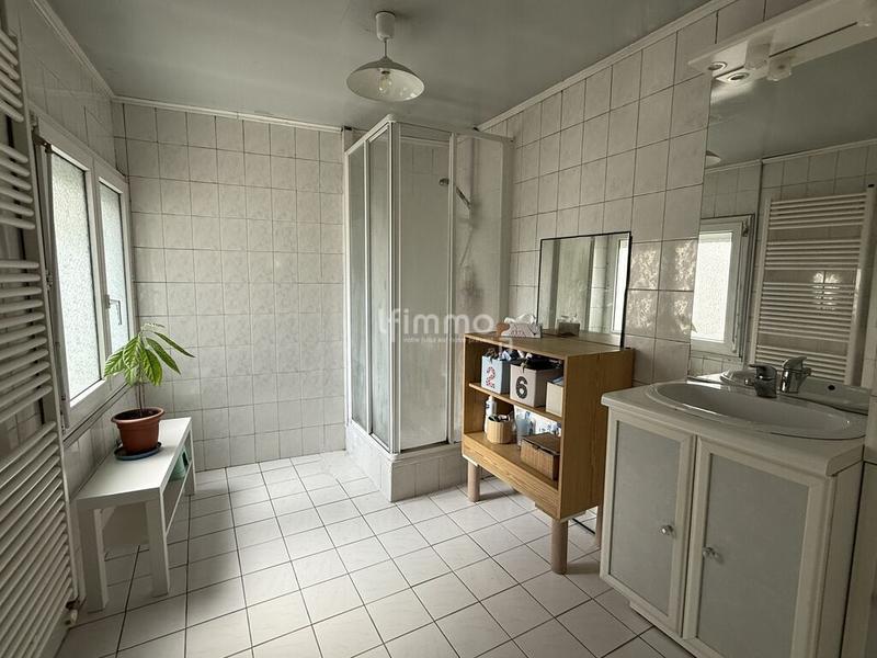 Maison - 87 m² - 5 pièces