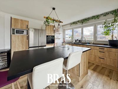 Appartement - 85 m² - 4 pièces