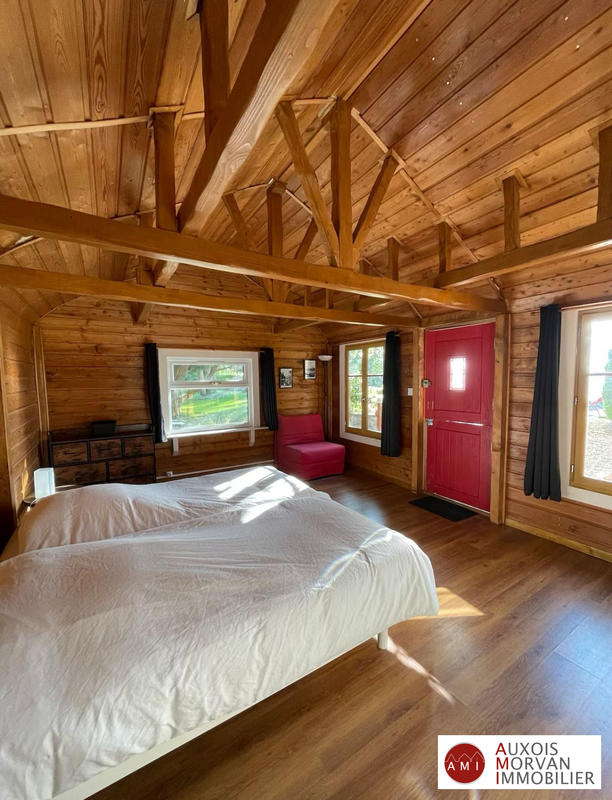 Maison - 100 m² - 10 pièces