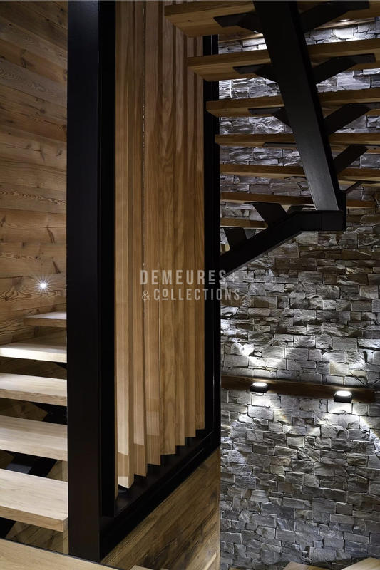 Châlet - 310 m² - 9 pièces