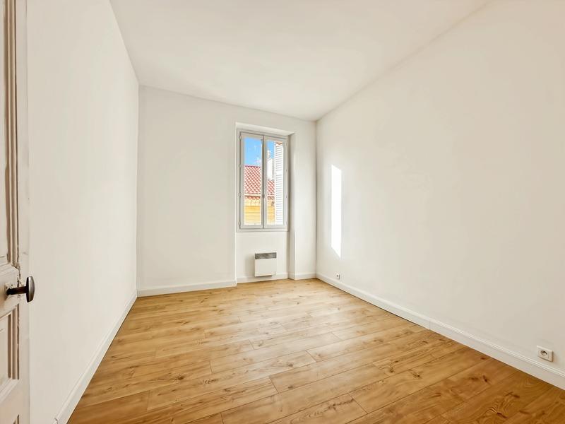 Appartement - 77 m² - 3 pièces