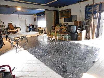 Maison - 340 m² - 8 pièces