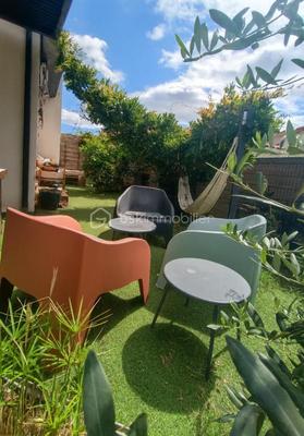 Maison - 102 m² - 5 pièces