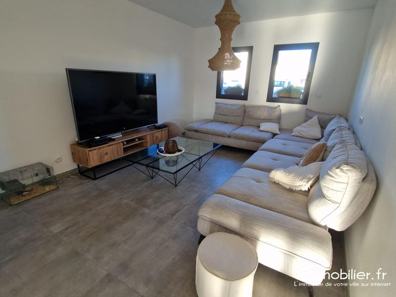 Maison - 140 m² - 5 pièces