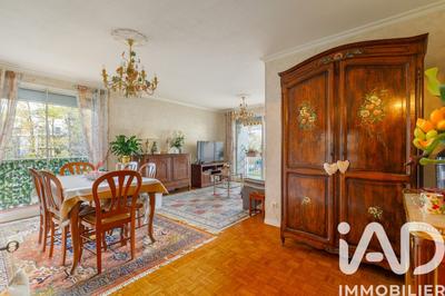 Appartement - 90 m² - 4 pièces