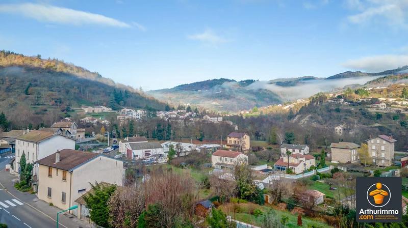 Maison - 90 m² - 3 pièces