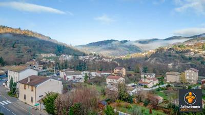 Maison - 90 m² - 3 pièces