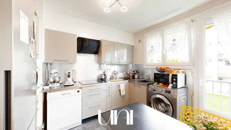 Appartement - 722 m² - 3 pièces