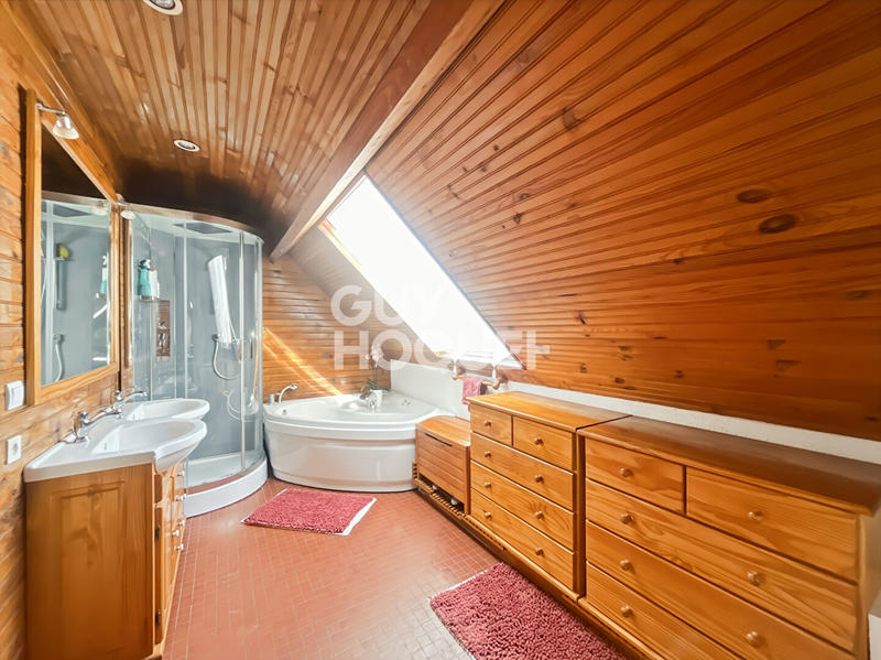 Maison - 144 m² - 6 pièces