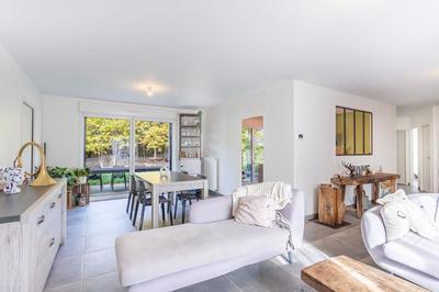 Maison - 102 m² - 5 pièces