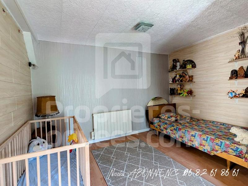 Maison - 166 m² - 7 pièces