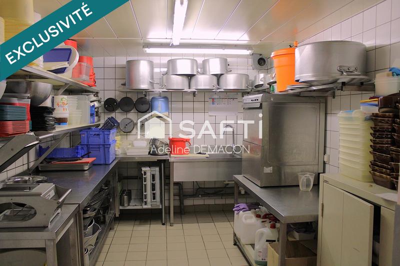 Local commercial - 320 m² - 12 pièces