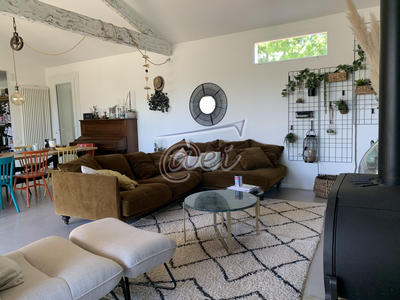 Villa - 190 m² - 6 pièces