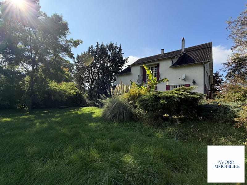 Maison ancienne - 261 m² - 10 pièces