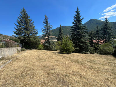 Terrain - 680 m²