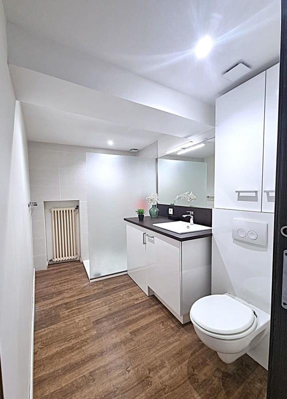 Appartement - 80 m² - 3 pièces