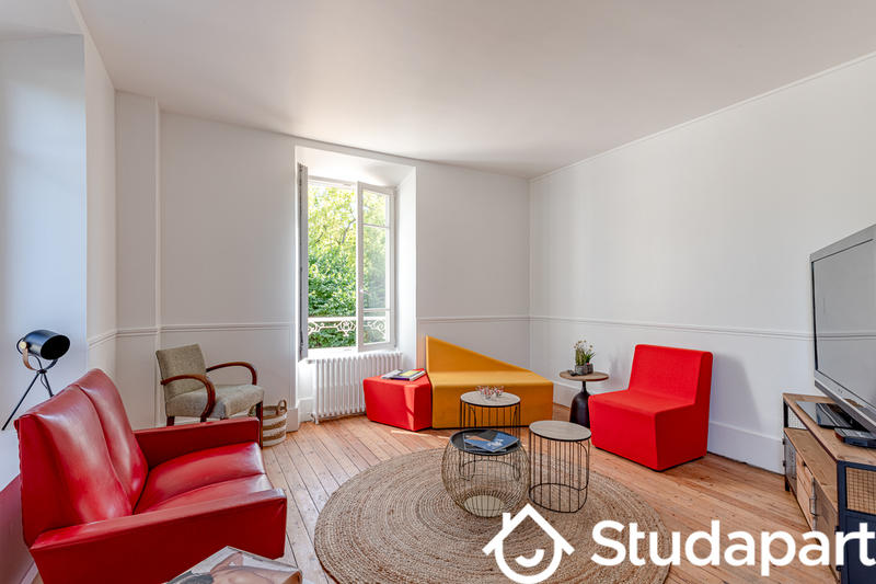 Chambre - 14 m² - 1 pièce