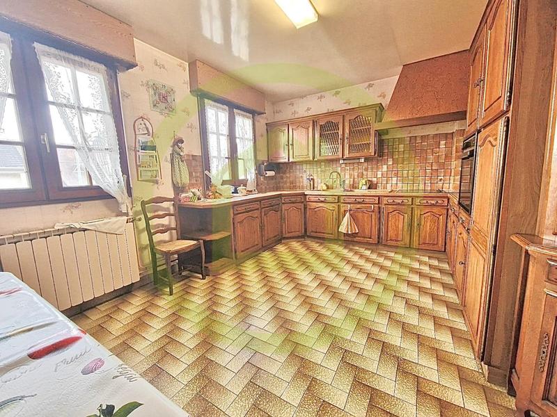 Maison - 162 m² - 8 pièces