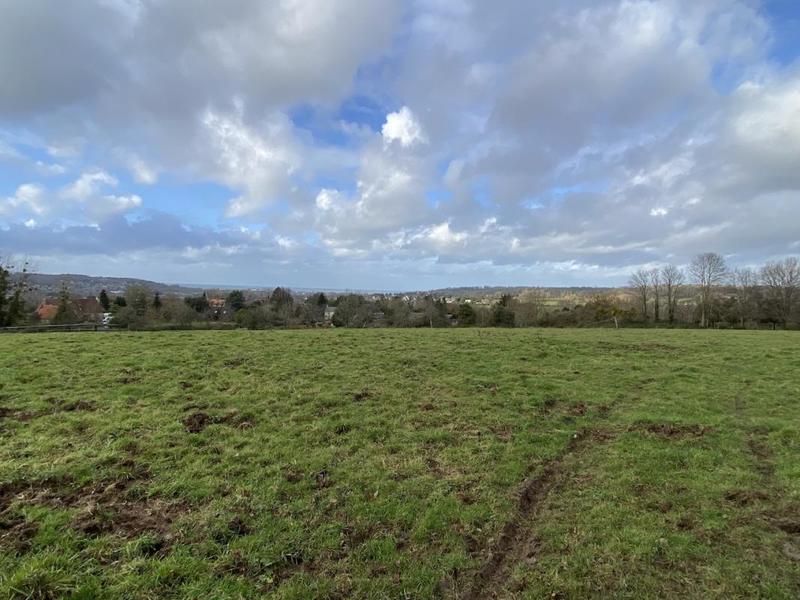 Terrain constructible - 1 041 m²