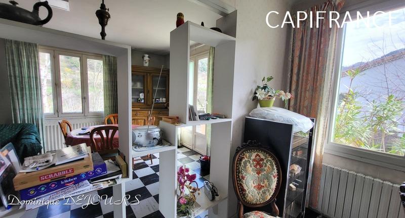 Maison - 120 m² - 7 pièces