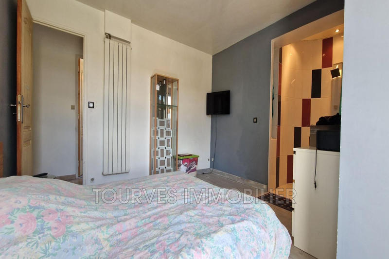 Villa - 212 m² - 8 pièces