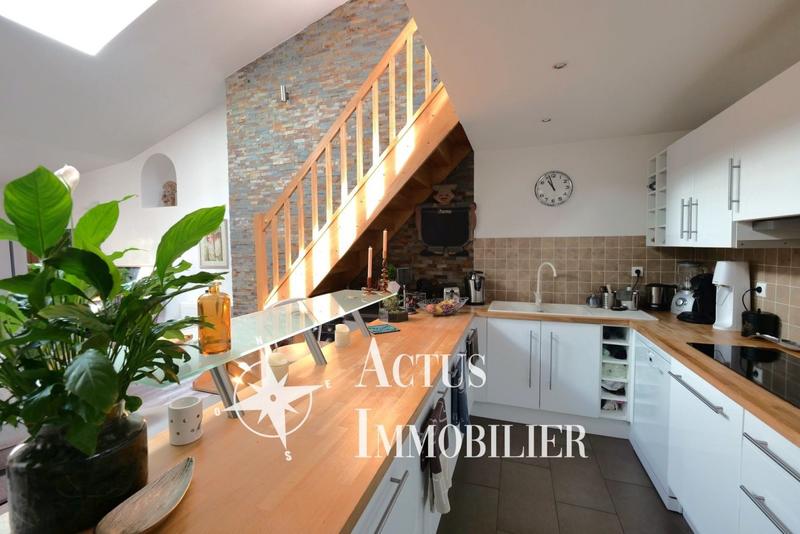 Appartement - 138 m² - 4 pièces