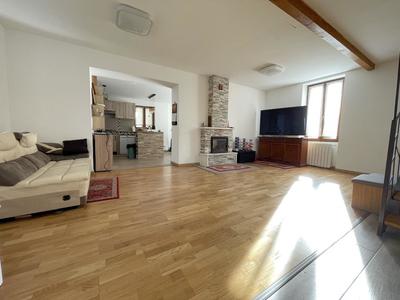 Maison - 165 m² - 6 pièces