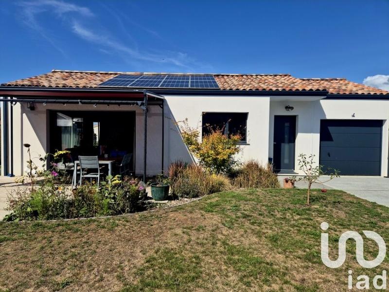 Maison - 104 m² - 4 pièces