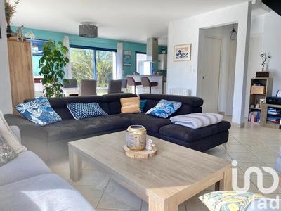 Maison - 121 m² - 8 pièces