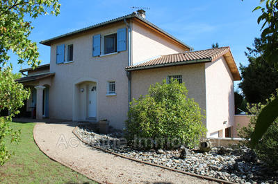 Maison - 122 m² - 5 pièces