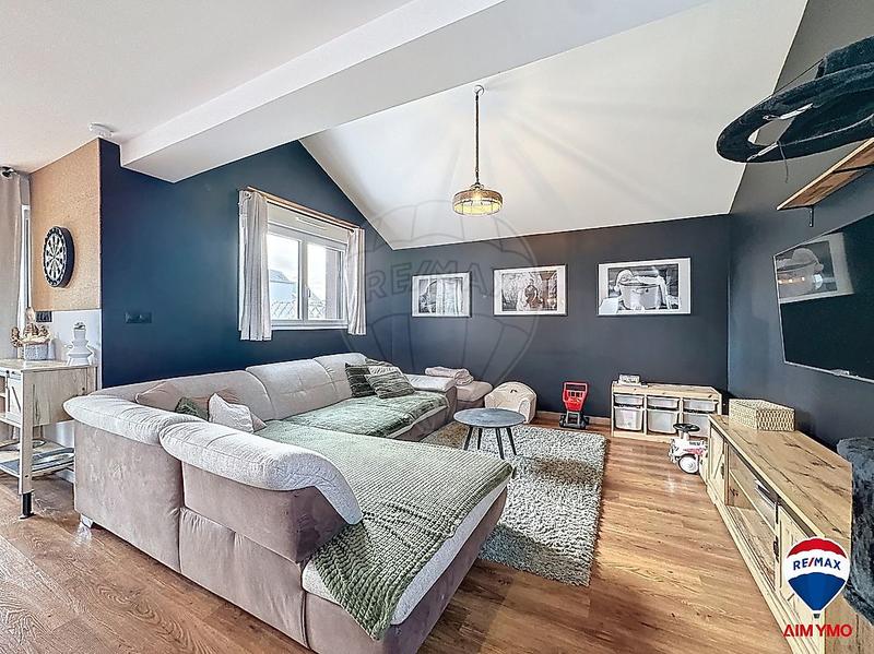 Maison - 105 m² - 5 pièces