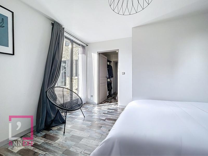 Maison ancienne - 240 m² - 6 pièces