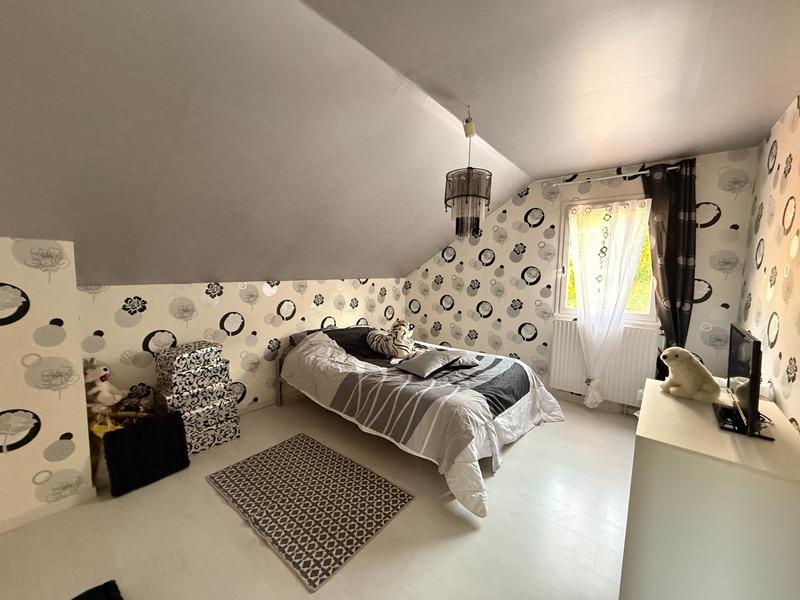 Maison - 92 m² - 4 pièces