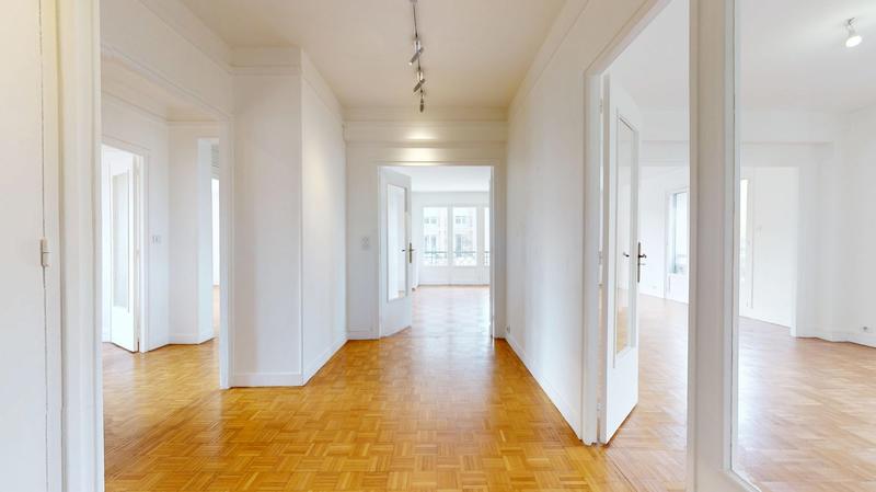 Appartement - 144 m² - 5 pièces