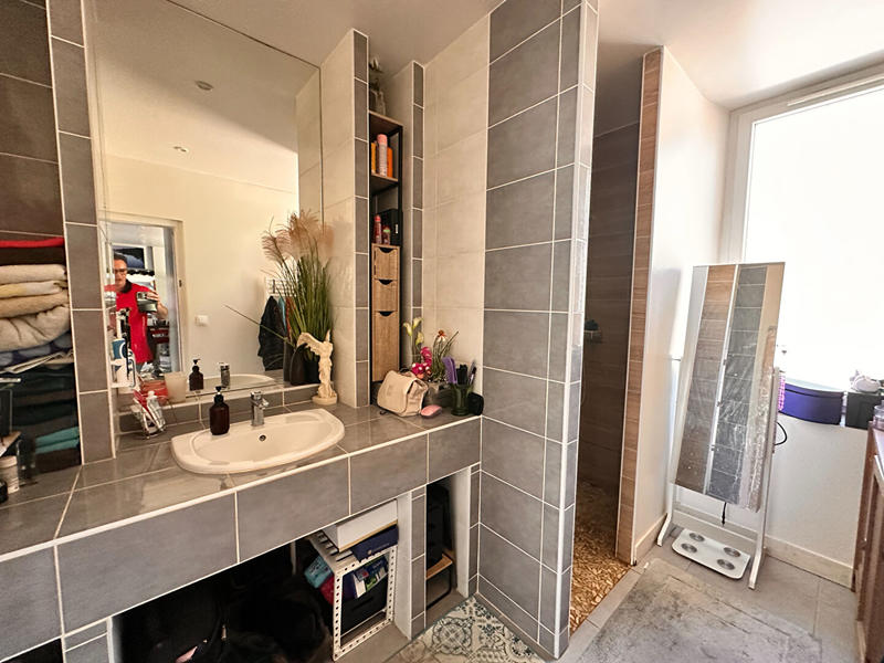 Maison - 220 m² - 6 pièces