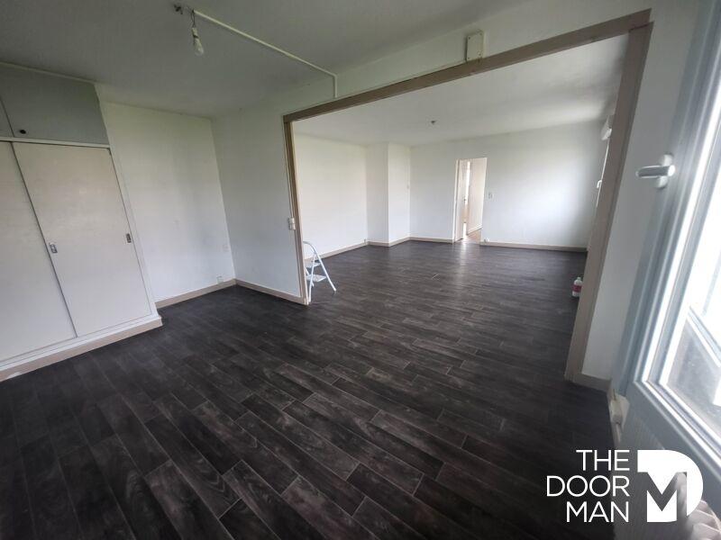 Appartement - 98 m² - 5 pièces