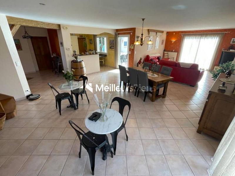 Villa - 164 m² - 6 pièces