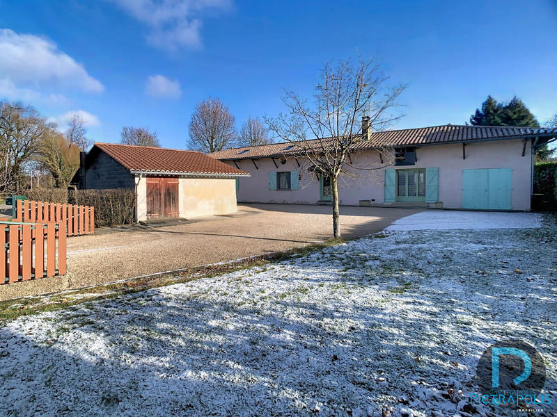 Maison - 201 m² - 8 pièces