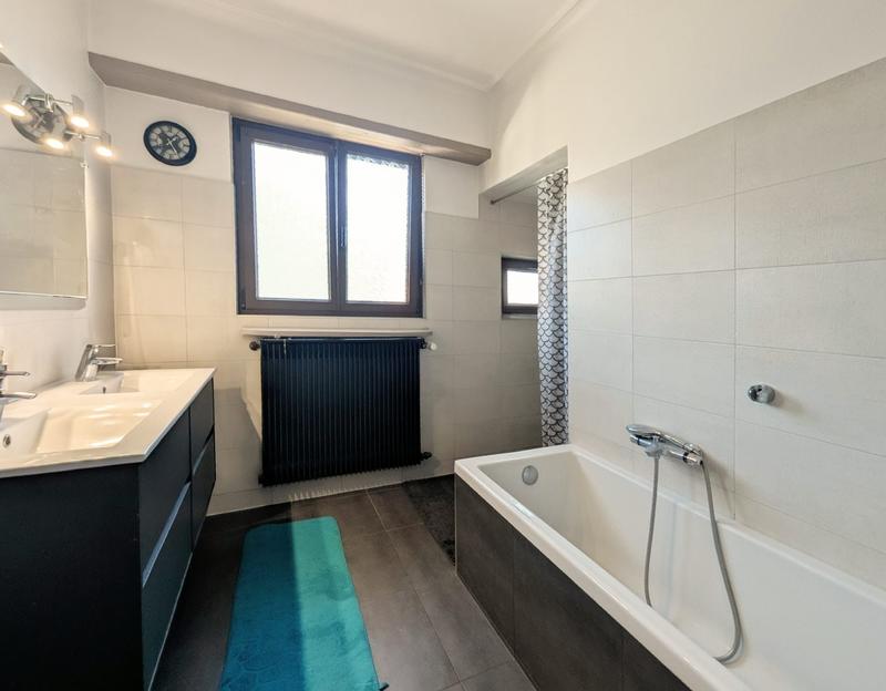 Maison - 144 m² - 6 pièces