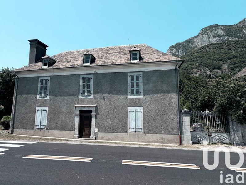 Maison de village - 177 m² - 8 pièces