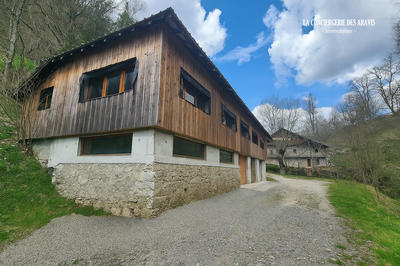 Local d'activités - 260 m²