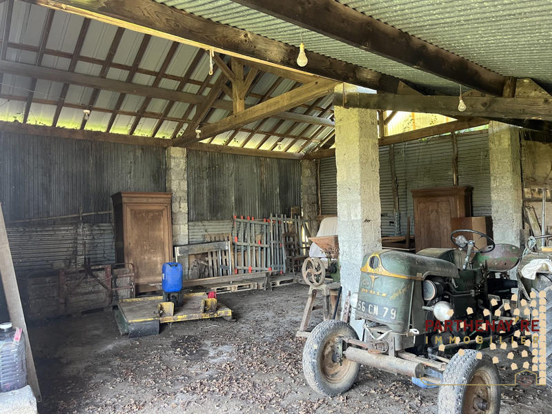 Maison - 99 m² - 6 pièces