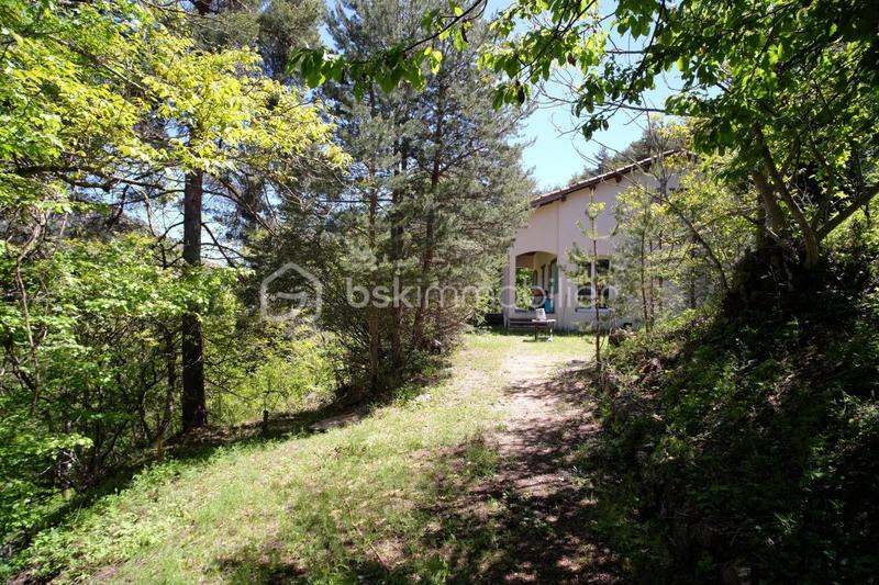 Maison - 75 m² - 3 pièces