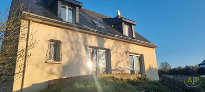 Maison - 113 m² - 6 pièces