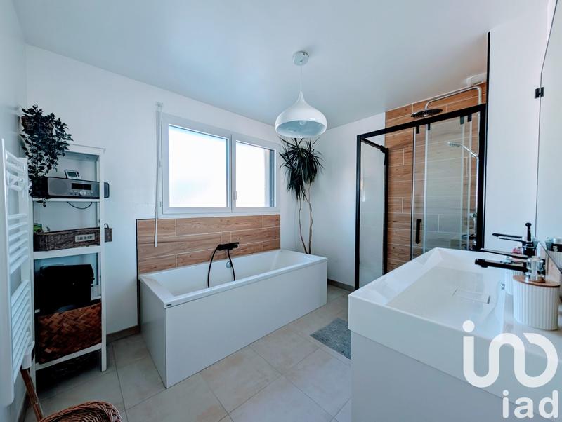 Maison - 123 m² - 5 pièces