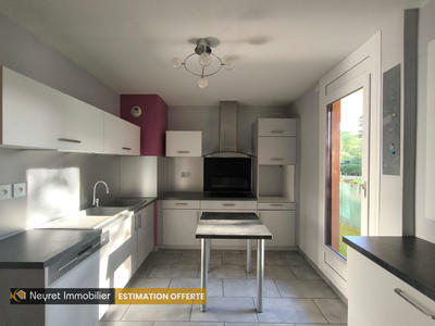 Appartement - 87 m² - 4 pièces