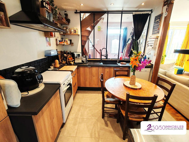 Maison - 85 m² - 5 pièces