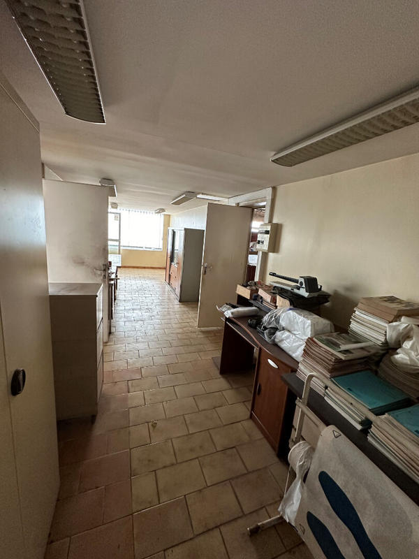 Villa - 360 m² - 4 pièces